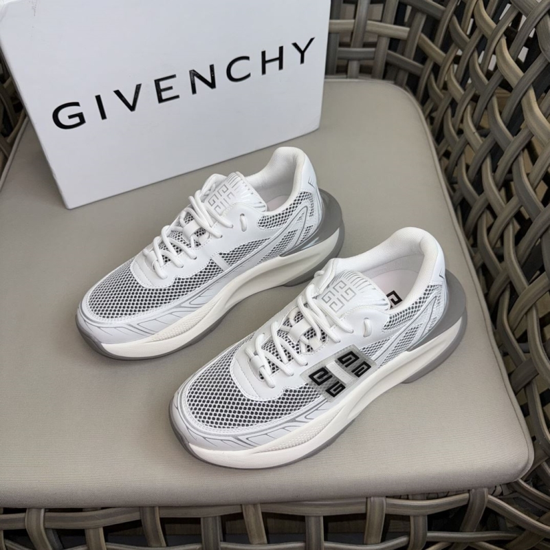 Givenchy Sneakers